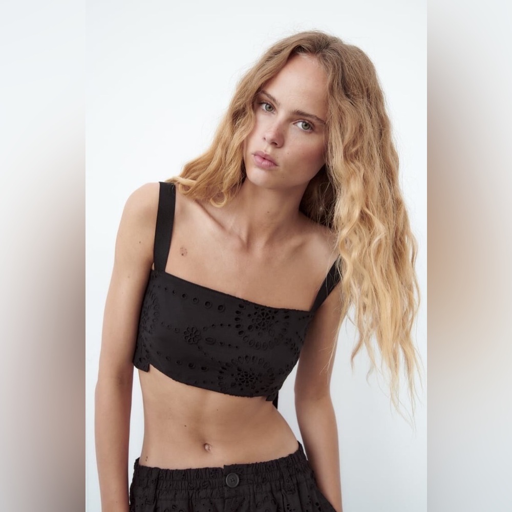 ZARA EMBROIDERED EYELET LACE CROP TANK TOP • Size S • Black • New with Tags✨